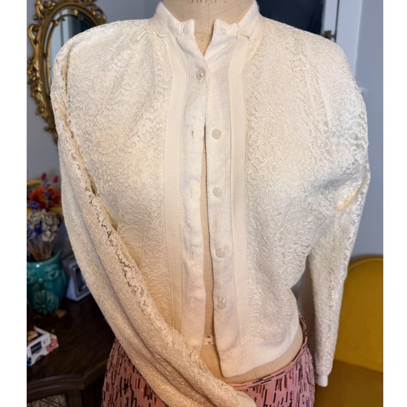 Jane Irwill Sweaters - Vintage 1950s Jane Irwill Cream Lace Knit Cardigan Sweater Button Front‎ - M